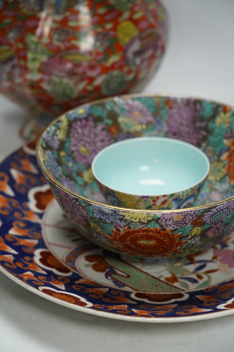 A collection of Chinese porcelain to include twin handled vase and cover, ‘dragon’ bowl and plate, largest 33cm in diameter. Condition - fair to good